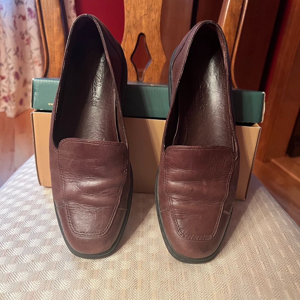 Clarks Springers Loafers brown size 6.5